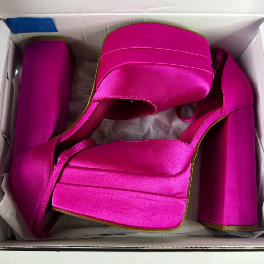 Barbie Hot Pink Platform Block Heel Pumps Satin Ankle Strap Size 8.5